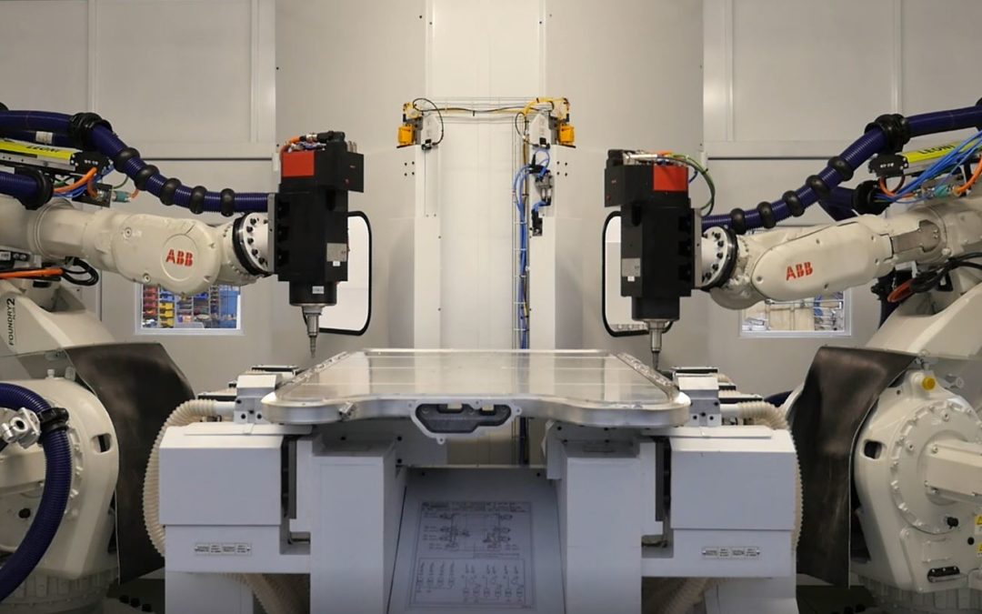Discover video of our latest innovation 2018: robotic machining cell